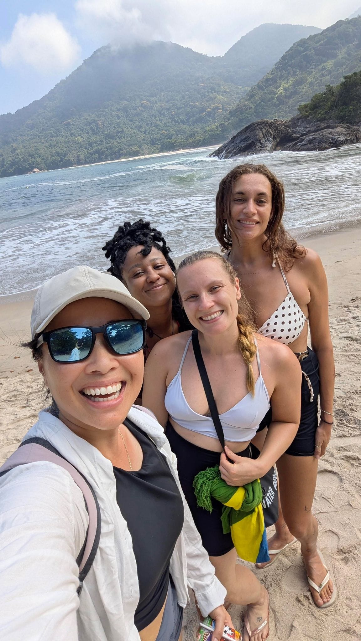(TEST - DO NOT BOOK) From Paraty: Girls Day in Trindade – Beach & Vibes